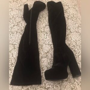 Elegant Black Thigh High Velvet Boots